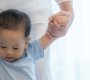 7 Stimulasi yang Tepat untuk Bayi Usia 11 Bulan - Nutriclub