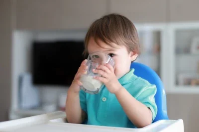 Cara Memilih Susu Terbaik untuk Daya Tahan Tubuh Anak - Nutriclub