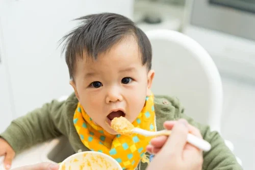 6 Manfaat Pisang untuk Bayi dan Kreasi Menunya - Nutriclub