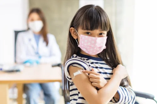 Apa Pentingnya Vaksin Influenza untuk Anak? - Nutriclub