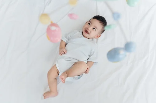 penglihatan bayi 0-12 bulan - Nutriclub