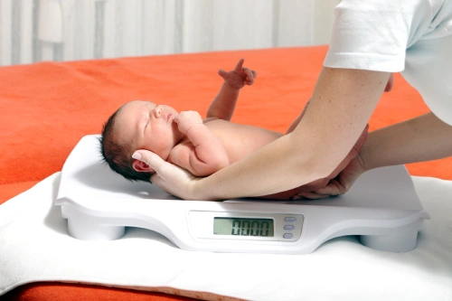 Pertumbuhan berat badan bayi 0-6 bulan-nutriclub