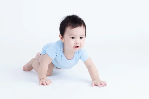 Perkembangan bayi 9 bulan - Nutriclub