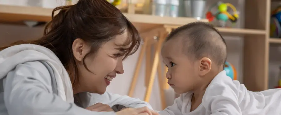 umur berapa bayi bisa melihat-nutriclub