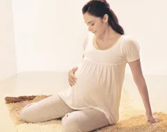 10-tanda-bahaya-saat-berolahraga-di-masa-kehamilan_small