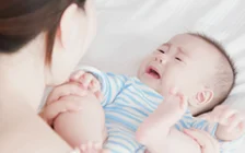 Penyebab dan Cara Mengatasi Bayi Menangis Terus penyebab-dan-cara-mengatasi-bayi-menangis-terus